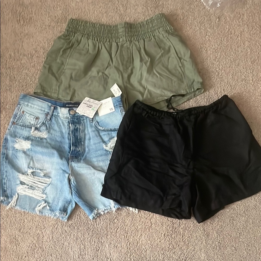 Women’s shorts bundle